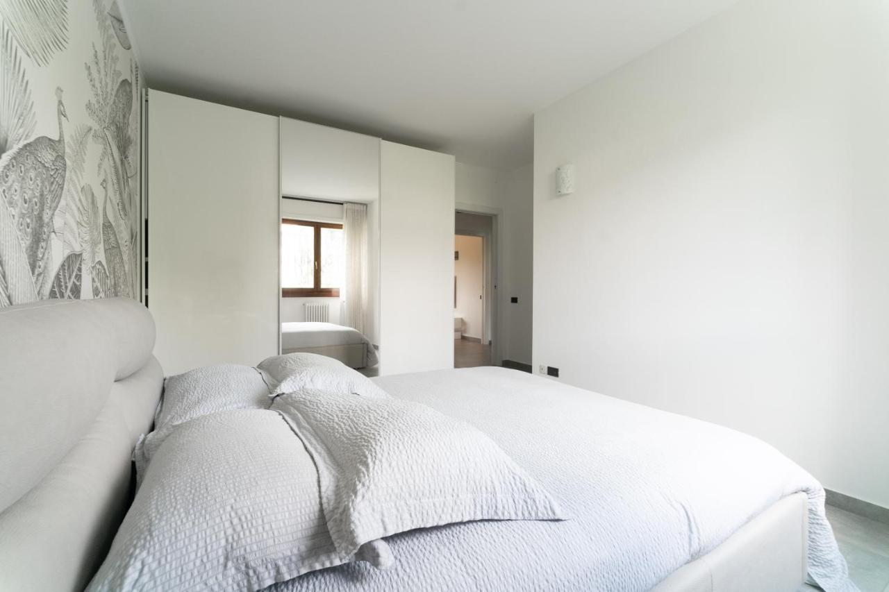 Oasis Luxury - A.C/Terrace/2Bedrooms แบร์กาโม ภายนอก รูปภาพ