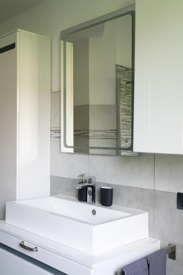 Oasis Luxury - A.C/Terrace/2Bedrooms แบร์กาโม ภายนอก รูปภาพ