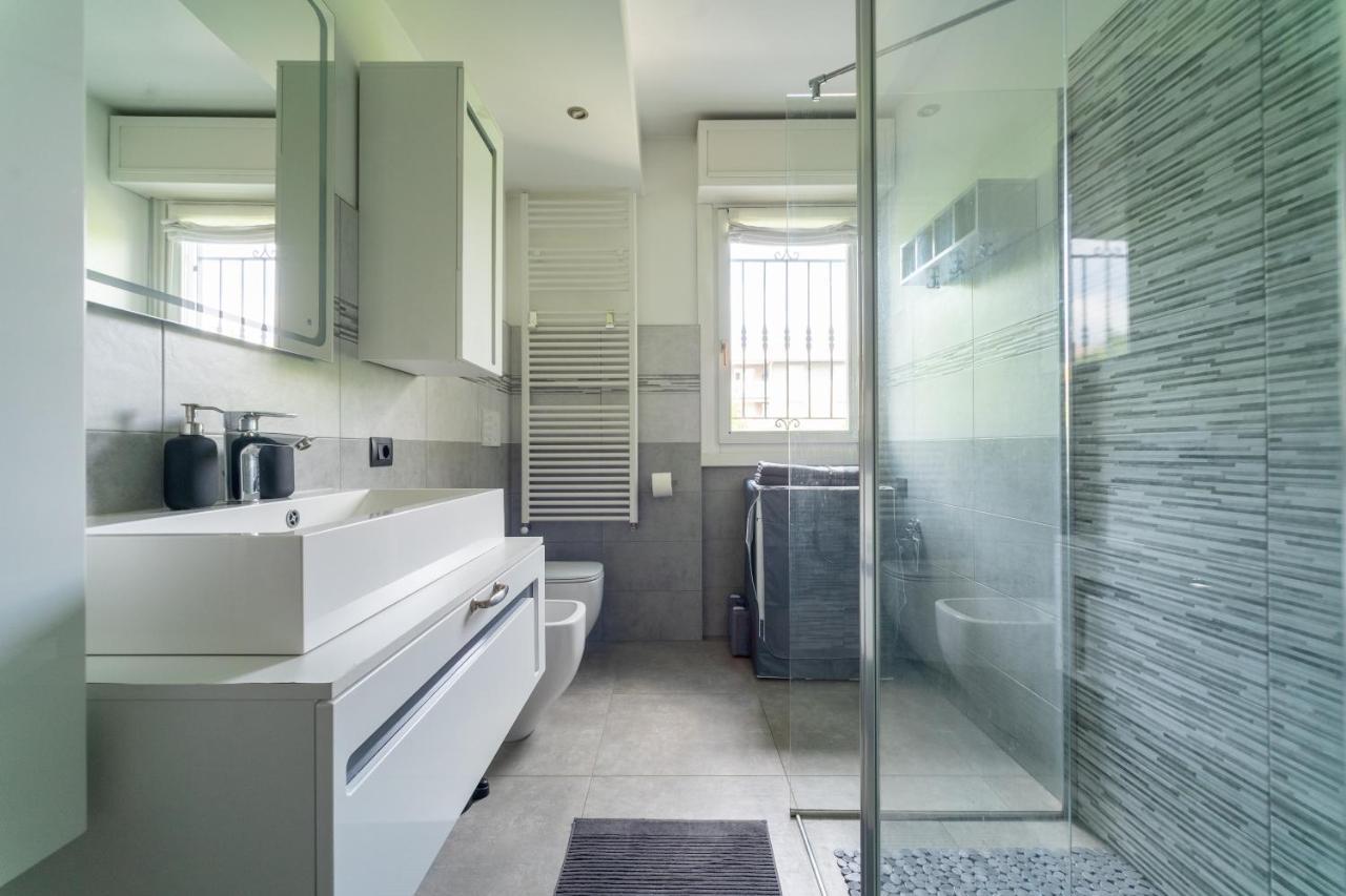 Oasis Luxury - A.C/Terrace/2Bedrooms แบร์กาโม ภายนอก รูปภาพ