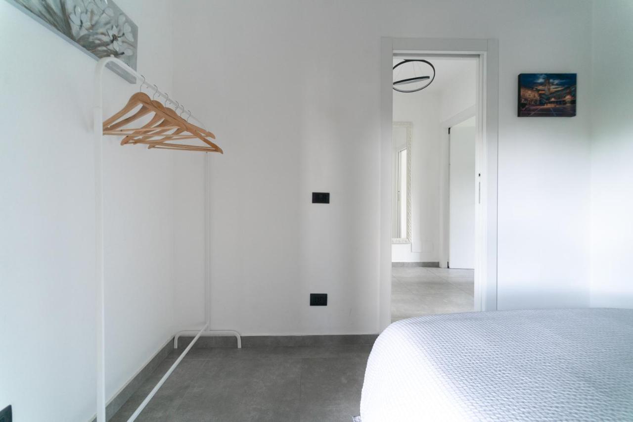 Oasis Luxury - A.C/Terrace/2Bedrooms แบร์กาโม ภายนอก รูปภาพ